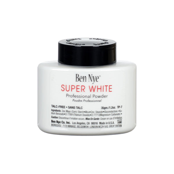 Super White Face Powder von Ben Nye